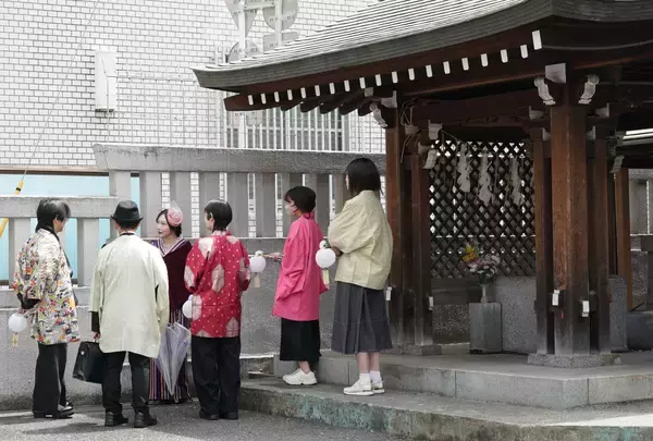 【公演レポート】神楽坂 街歩きイマーシブシアター『記憶の質屋 ほの灯り堂』終演　全122公演 延べ2247名を動員