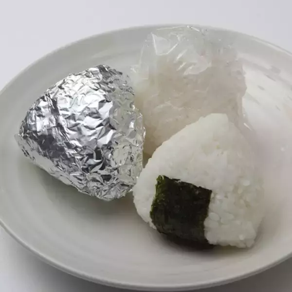 「【1月17日はおむすびの日】～ホイルとラップの違い～コラム公開」の画像