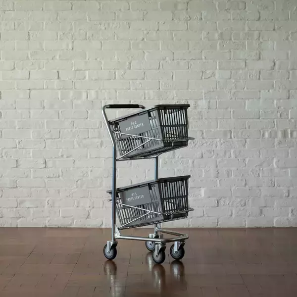 「長らく品切れだったP.F.S.ロゴ入りバスケットがセットのアメリカ製ショッピングカートが復活」の画像
