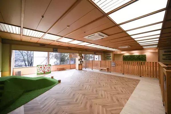 「わんちゃん大喜びの温泉旅行！ 屋外ドッグランなど施設コンテンツが続々追加！ 【大江戸温泉物語 わんわんリゾート 信州上田】」の画像