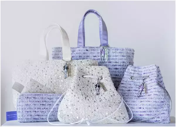 宝塚歌劇オフィシャルショップ「キャトルレーヴ」BAG＆FASIONブランド「Charmant Sac（シャルマント サック）」との初コラボレーショングッズ発売！2026年3月26日（木）発売