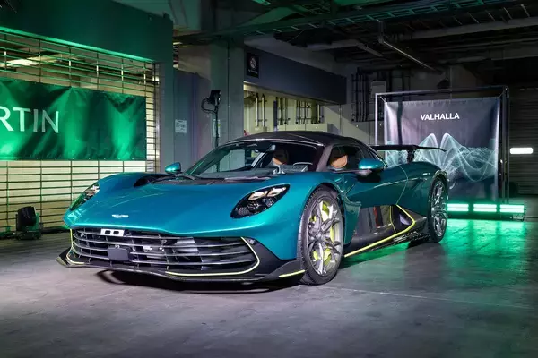 SKYGROUP運営「アストンマーティン東京」　世界限定999台の次世代スーパーカー「Aston Martin Valhalla」国内デリバリーを開始