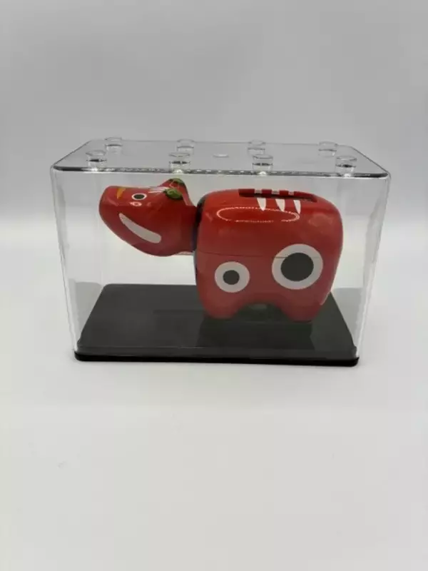 「光で首が動く！？思わず見入る「ソーラー赤べこ」誕生」の画像