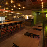 「4月28日、2店舗同時グランドオープン！“ネオ大衆酒場”と“映えカフェレストラン”が融合する新スポットが横浜西口エリアに誕生」の画像1