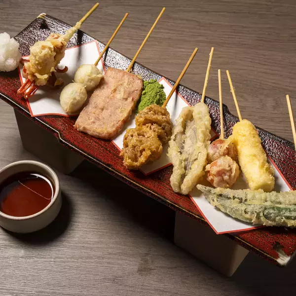 「4月28日、2店舗同時グランドオープン！“ネオ大衆酒場”と“映えカフェレストラン”が融合する新スポットが横浜西口エリアに誕生」の画像