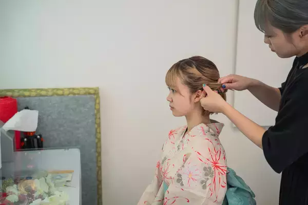「【大阪・浴衣着付け】持ち込み浴衣大歓迎！ヘアセット＋プロ仕様のセルフ撮影5分付きで￥4,400の「お祭り浴衣プラン」がINAI LIFE大阪高槻店でスタート」の画像