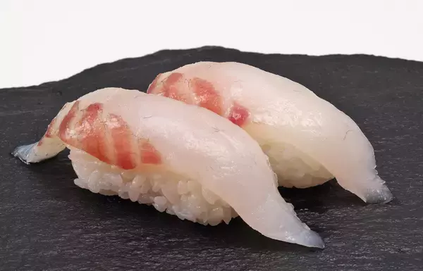 「「毎日の海が決める」朝に獲れた旬の地魚を届ける「回転寿司 力丸」からいまの時期にしか味わえない播磨の旬魚を紹介　最高級ブランド魚「華姫さわら」も土日・数量限定販売」の画像