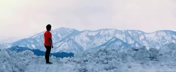 株式会社ハッピースマイル、YouTubeチャンネル『半袖チャンネル』を開設