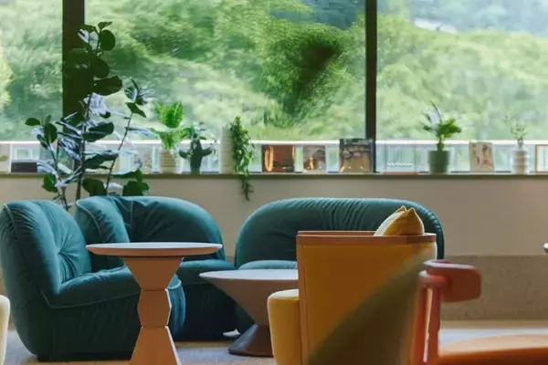 「【温泉旅×アート体験】箱根の宿が美術館とコラボ！観光を手軽に愉しめるチケット付きプラン販売開始」の画像