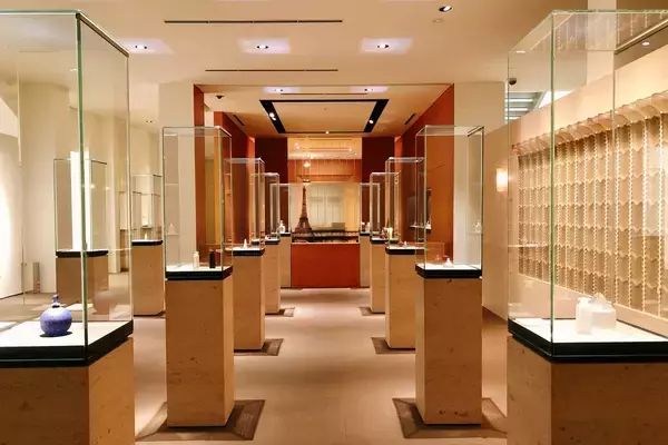 「【温泉旅×アート体験】箱根の宿が美術館とコラボ！観光を手軽に愉しめるチケット付きプラン販売開始」の画像