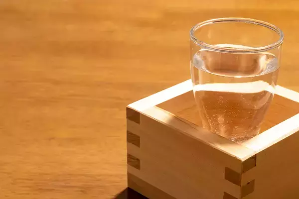 「【有馬温泉×灘五郷の地酒】還暦・長寿祝いプラン販売家族みんなで祝う特別なひととき｜2026年4月～」の画像