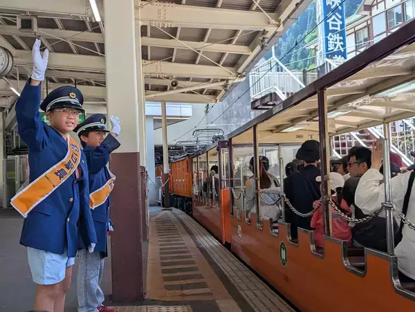 黒部峡谷鉄道　夏の人気イベント「こども駅長の日」を開催！