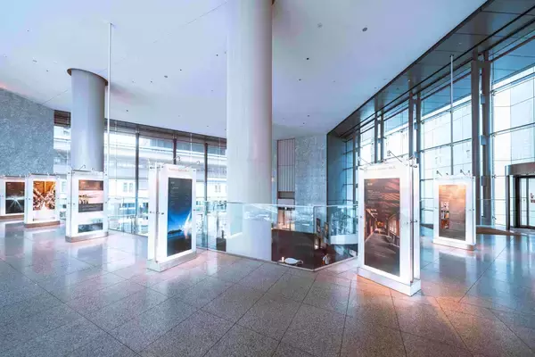 「写真と言葉で「場所の感覚」を見つめる  吉川慎太郎写真展「REVERSE MEDIATOR」共同通信社ギャラリーウオークで開催中」の画像