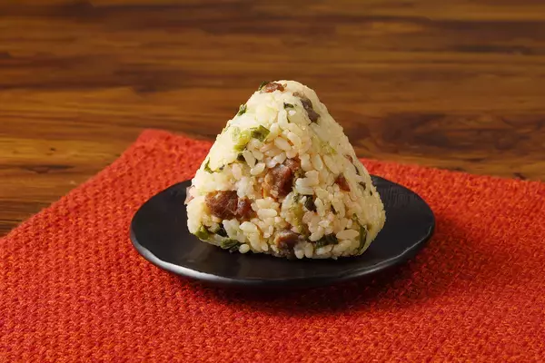 「【ローソン】ご当地！九州　うまいもん祭『からあげクン もつ鍋しょうゆ味』や地元名店監修のスイーツ、おにぎりなど、計8品を1月13日(火)※より発売！」の画像