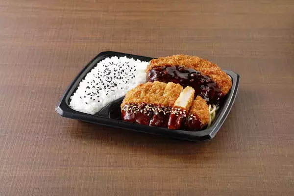 「【ローソン】ご当地！九州　うまいもん祭『からあげクン もつ鍋しょうゆ味』や地元名店監修のスイーツ、おにぎりなど、計8品を1月13日(火)※より発売！」の画像