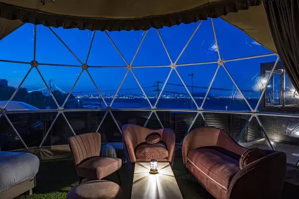 「【淡路島・5周年記念】グランピング×ハワイアンカフェで3時間食べ飲み放題パーティープラン」の画像