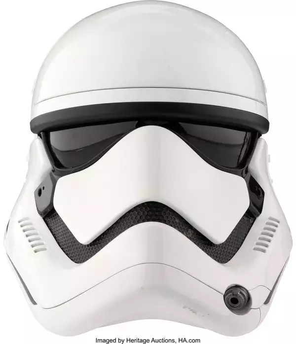 「世界最大の収集品オークションハウス「ヘリテージ・オークションズ」「スター・ウォーズの日」の恒例 「スター・ウォーズ シグネチャー・オークション」出品の希少アイテム展示　「スター・ウォーズ」展 in 銀座三越 3月11日（水）〜 3月17日（火）にて開催」の画像