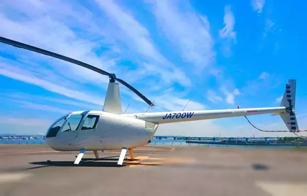 【GW2日間限定】大阪の空中散歩と京都の渓谷を一日で 「ヘリコプター」×「トロッコ」で巡る日帰りバスツアー ヘリで大阪ベイエリアを空から、トロッコで嵯峨野の緑を地上から