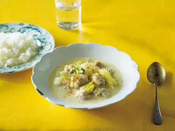 「今、最注目の料理家・長谷川あかりが定番メニューをアップデート！ 自由で作りやすい、令和版「きほんの料理」集が1/26発売 『長谷川あかりの「あたらしい」きほんの料理』」の画像