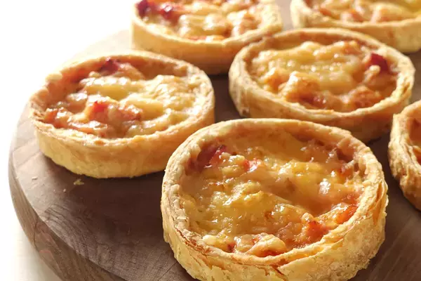 「フランスの伝統料理をルノートルならではの洗練された味わいで　「キッシュ・ロレーヌ」を6月1日(月)より全店舗で発売」の画像