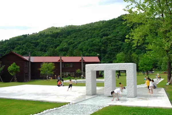 「未来へつなぐ、文化の拠点―安田侃彫刻美術館アルテピアッツァ美唄再生プロジェクト」の画像