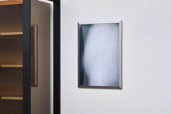 「額縁製造企業・アルナ、2026年6月10日～12日開催の「インテリア ライフスタイル2026」に出展！国内外のデザイン賞受賞商品を披露」の画像