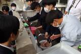 「【岡山理科大学】生徒たちが育てたベニザケを調理／1年生が3年生を招待して試食会／東岡山工業高」の画像4
