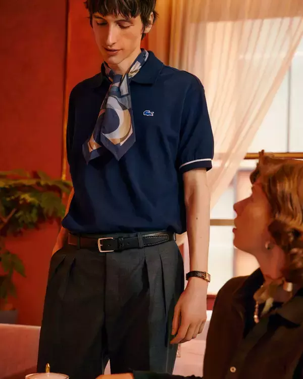 「【LACOSTE × SHIPS】2026年春夏シーズンの別注ポロシャツを発売」の画像