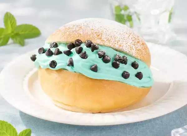 「この夏、どれを選ぶ？全国のペンギンベーカリーで今夏限定の新作パンを発売」の画像