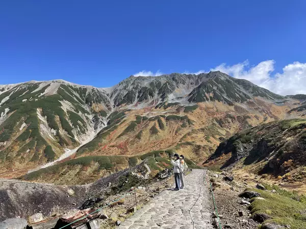 「立山黒部アルペンルート、全10箇所の最新紅葉情報を9月1日(火)から公式サイト・SNSで配信開始」の画像
