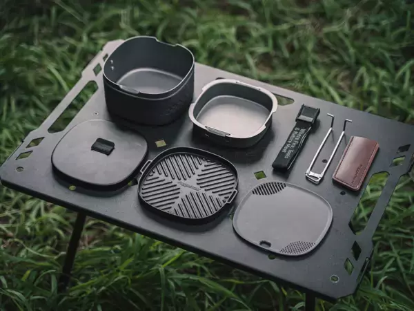 「【5,000億円超のアウトドア市場に新星】クラウドファンディング目標1,581%達成！アウトドアブランド「Rugged Sear」が“環境への配慮を意識したキャンプ調理”の新提案－超軽量ランチボックス型クッカー」の画像