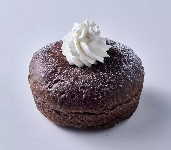 「【ライフ近畿圏】お客様の声で決まりました！インストアベーカリー“小麦の郷”から「とろ～り濃厚♡ごほうびショコラ」を新発売」の画像