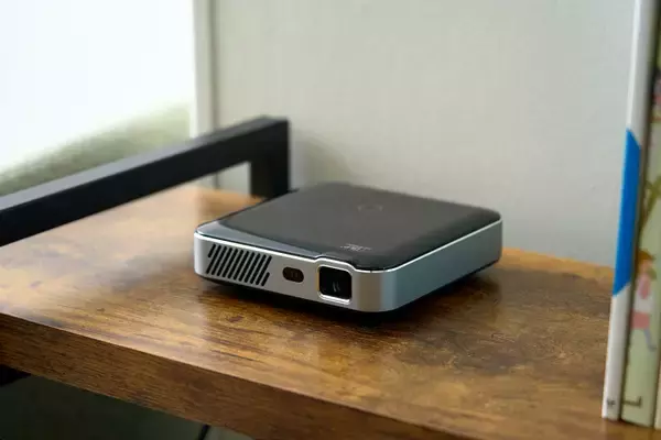 「国内累計販売8万台突破のプロジェクター「カベーニ」シリーズ　最上位モデル「カベーニPRO2」の2026モデルが新登場！2026年1月29日より販売開始。」の画像