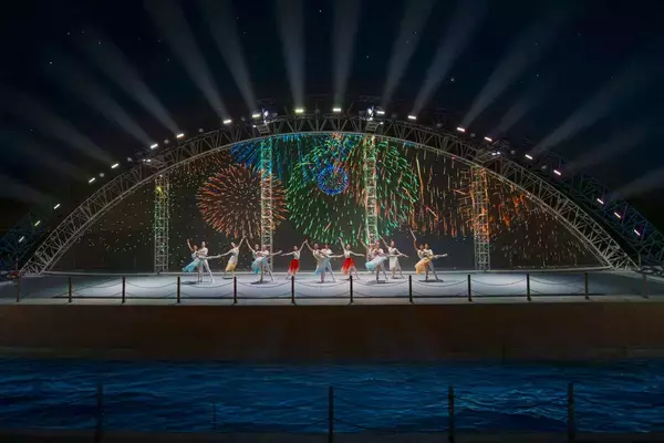 兵庫県・淡路島の海上アートステージ「PASONA HARBOR STAGE」バレエ公演『NATUREVERSE ～心が踊る海～』