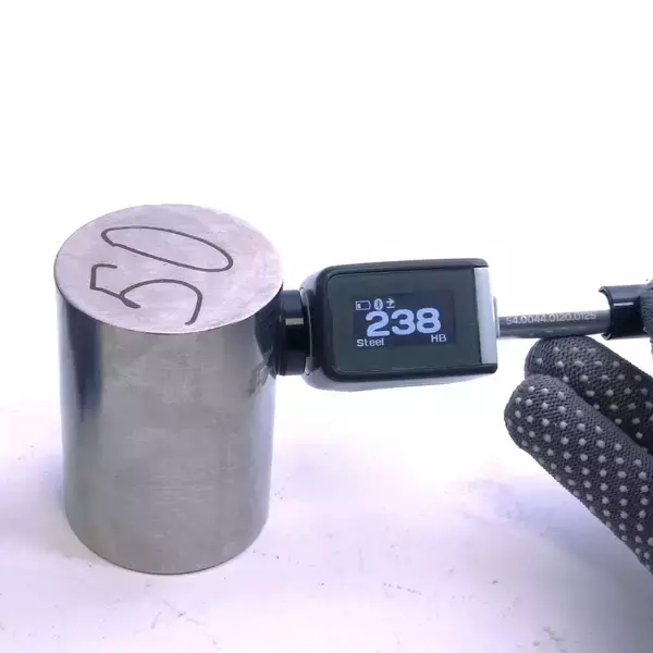 「軽量・コンパクトでシンプル操作のリバウンド硬さ計『Leeb Lite』『Lab Leeb』の2モデルを販売開始」の画像