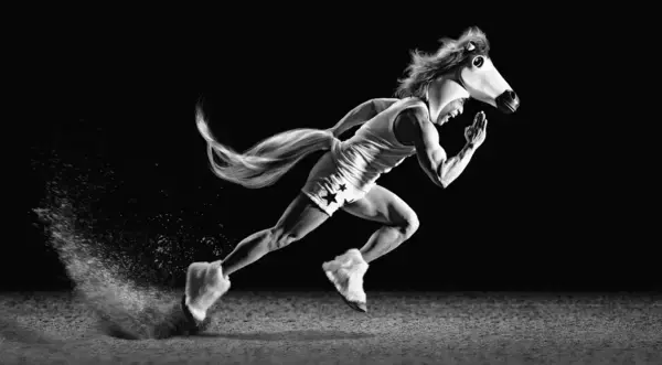 競馬ファンならどこか馴染みがある演出を取り入れたなかやまきんに君出演の『JRA-VAN』新CMを1月4日(日)より公開！