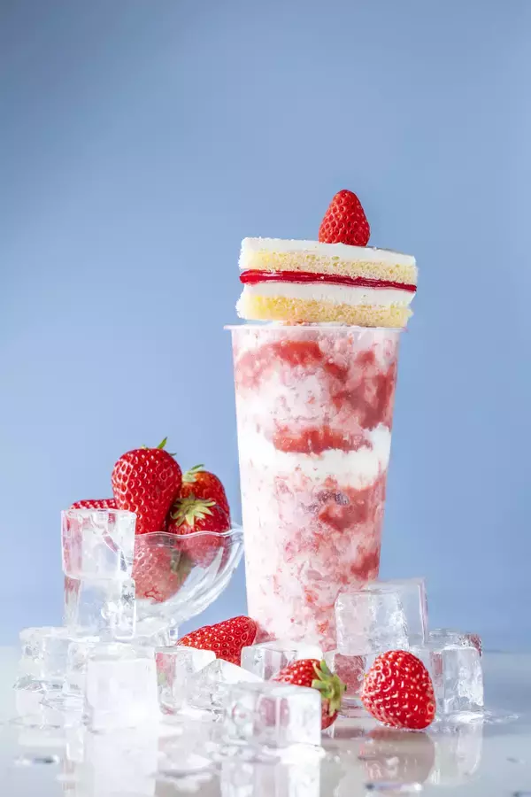 「＜いちご専門店の道の駅 いちごBonBonBERRY＞今年もやってきた！静岡県産いちごをまるごと削ったいちご専門店がつくるかき氷、4月24日(金)から販売スタート！静岡県産いちごと静岡抹茶フェアも同時開催で、静岡尽くしなGWを」の画像