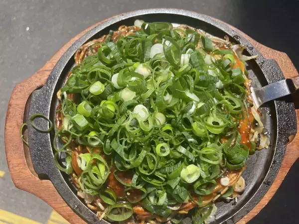 「【中目黒】人気大阪お好み焼き店に、広島お好み焼き店「せぽん」が間借り出店」の画像