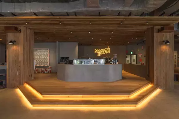 コーヒー×アート×コミュニティが交差するカフェ「MAGIC HOUSE」が世田谷通り コリーヌ馬事公苑にオープン