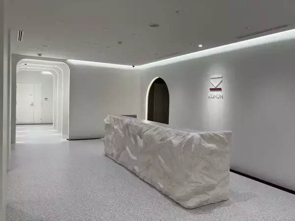 株式会社貴瞬 本社移転のお知らせ事業拡大に伴い本社を約2倍に拡張移転鑑定から販売までを可視化し、宝石の“再定義”を加速させる新拠点「discoBAR」も新設