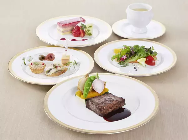 「平均身長185cmの二人組歌謡グループ「風輪」出演！西明石のホテルで8月23日ランチ＆ディナーショー開催」の画像