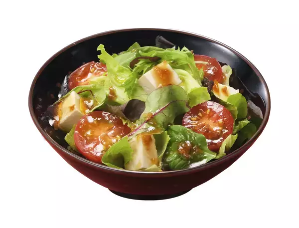 「晩酌に合うサラダドレッシング『今宵サラダ』シリーズ　「磯の風味」や「燻し」が効いた2商品を発売」の画像