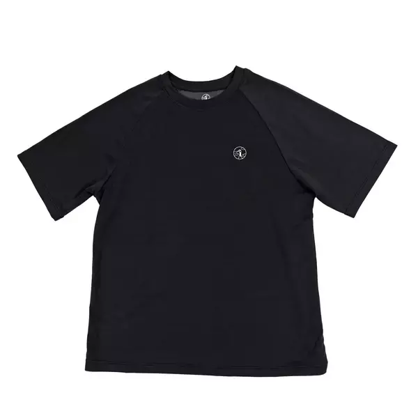 「アウトドア用品等が最大50％オフ！「A.S.F.OUTDOOR」で話題の雲鶴堂が3月19日～25日の7日間限定で創立4周年記念セールを開催」の画像