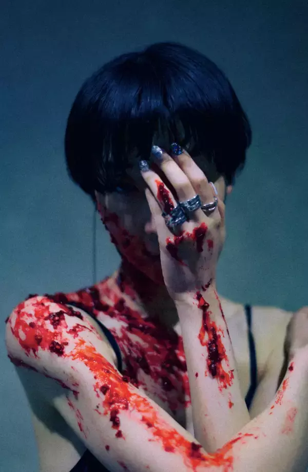 「激越型うつ病からの「再生」を、アート展示という「形で残したい。」」の画像