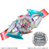 「映画『仮面ライダーゼッツ さよならのミッション』に登場するカプセムと変身ベルトがDXなりきり玩具として商品化！それぞれキャストボイスも収録！」の画像1