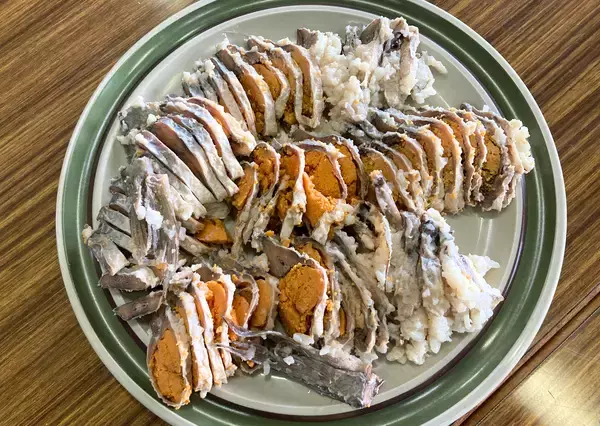 「～　びわ湖に抱かれて、びわ湖を五感で味わうカルチャークルーズ ～近江を味わう－フナズシと地酒－参加者募集中！」の画像