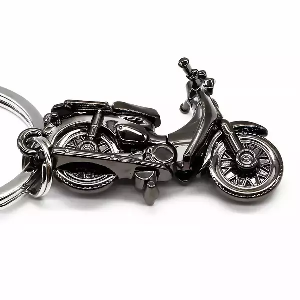「Honda スーパーカブ キーチェーン BLACK EDITION、Amazon.co.jp で一般販売開始！（限定1000個）」の画像