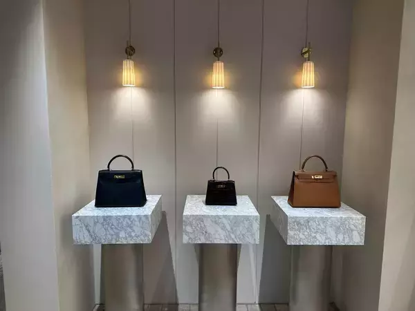 「銀座のエルメス専門店「H3 VINTAGE」、9月1日よりケリーを揃えた店頭企画を開始」の画像