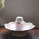 「まろやかなお湯と幸福感あふれる香りで、癒しのホリデータイムを。新商品「ミルクバスパウダー」他、人気のボディケアアイテムとバスグッズを詰め込んだ3種のクリスマスコフレが登場」の画像1