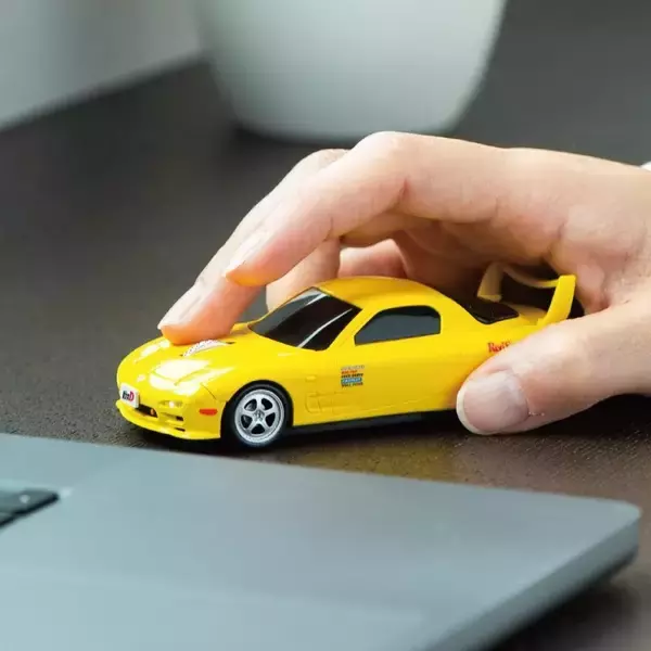 「『頭文字D』のPOPUPストアが「サックスバー福岡イオンモール店」に登場！」の画像